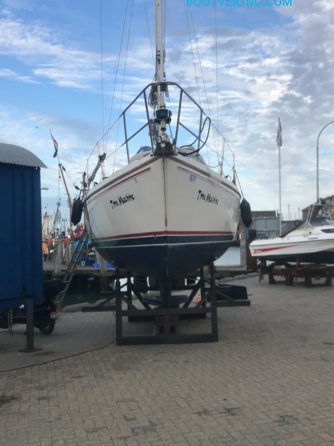 Polyester Sailboat Catalina 30