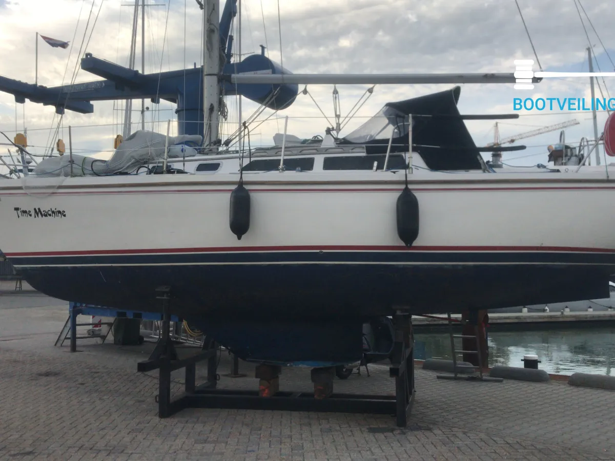 Polyester Sailboat Catalina 30