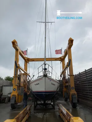 Polyester Sailboat Catalina 30 Photo 21