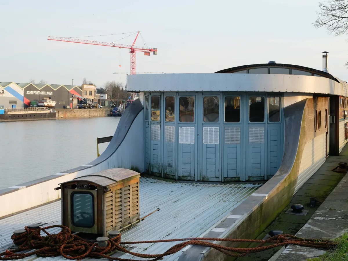 Wood Houseboat Mijnenveger 3400