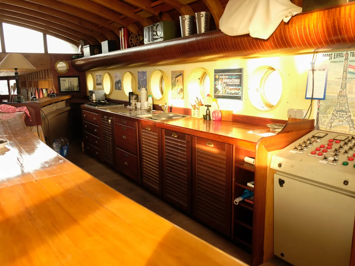 Wood Houseboat Mijnenveger 3400