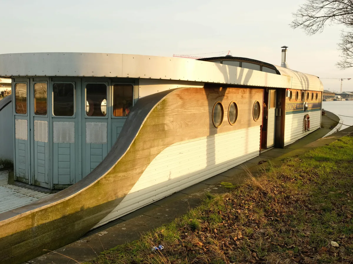 Wood Houseboat Mijnenveger 3400