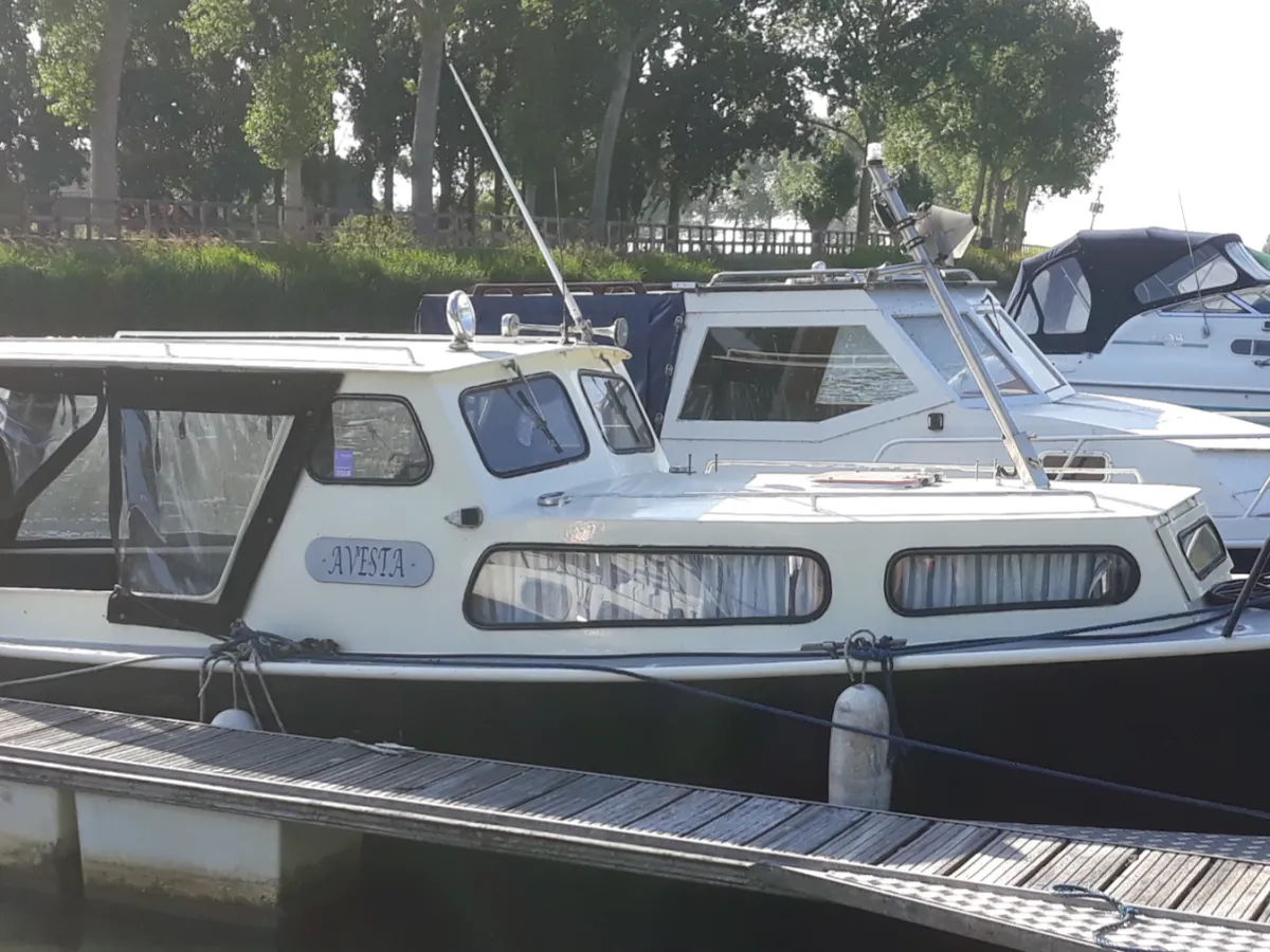 Steel Motorboat Peereboom Kruiser 750