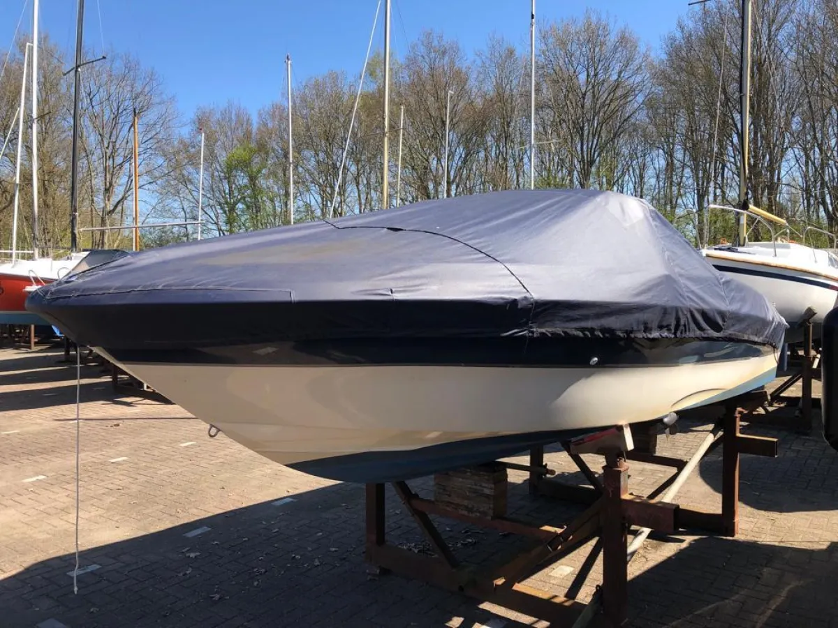 Polyester Speedboat Bowrider 549