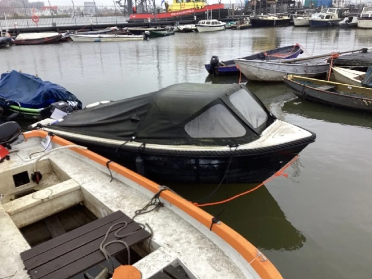 Polyester Sloop Riga 475