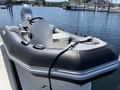 Zodiac Yachtline 360