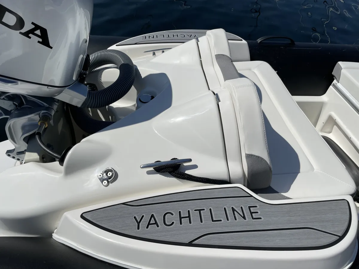 Polyester RIB Zodiac Yachtline 360