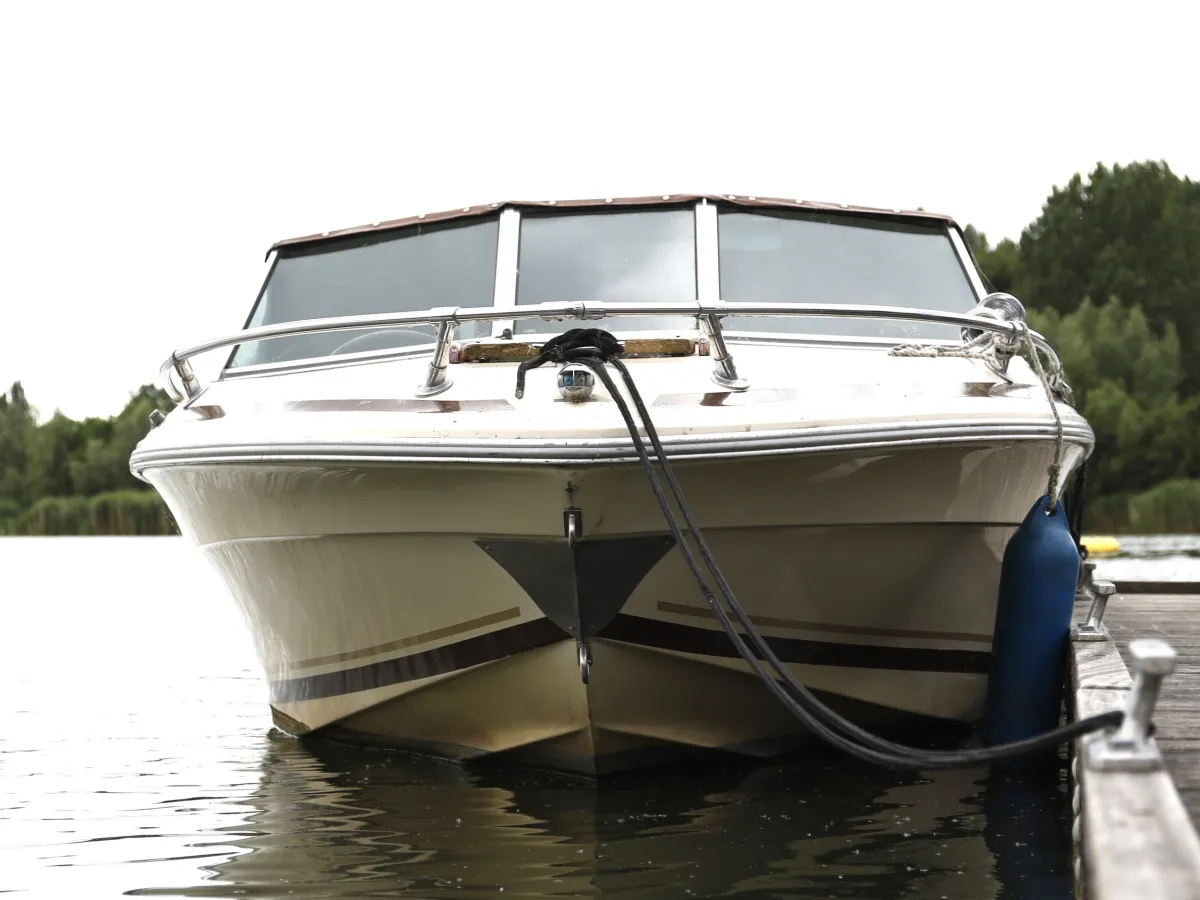 Polyester Speedboat Sea Ray 190