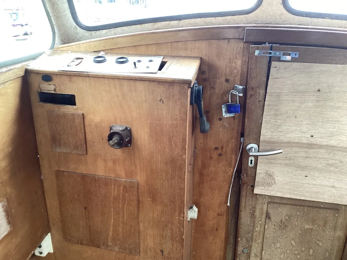 Steel Budgetboat Cabin boat 220