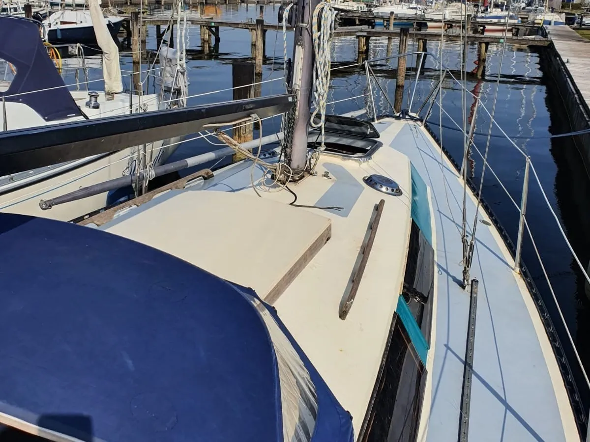 Steel Sailboat Domp 27