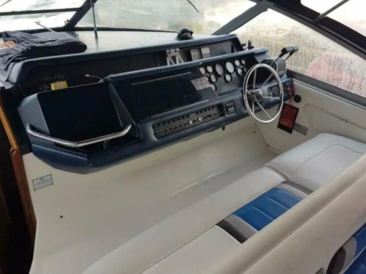 Polyester Speedboat Sea Ray 410