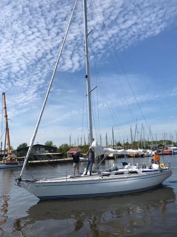 Polyester Sailboat Nautor Swan 38