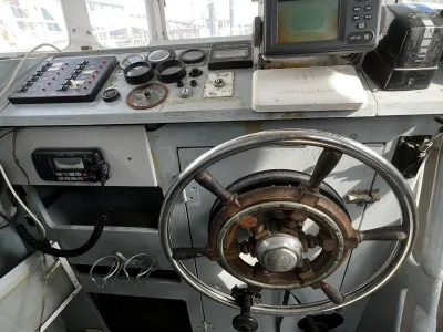 Steel Workboat fishing trawler 850 Photo 7