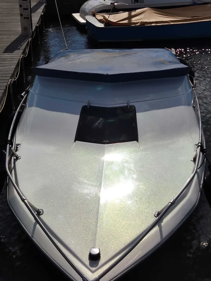 Polyester Speedboat Glastron CV23