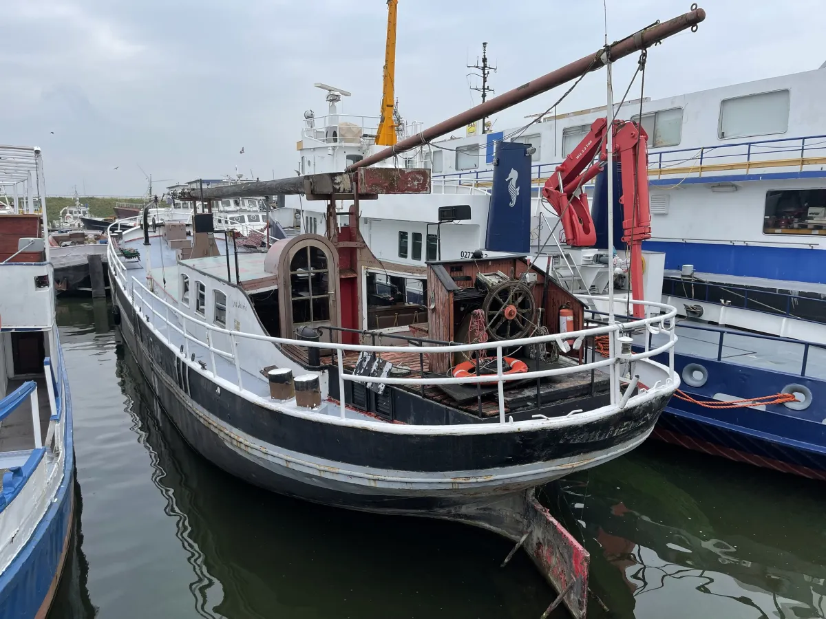 Steel Houseboat Houseboat Charterschip