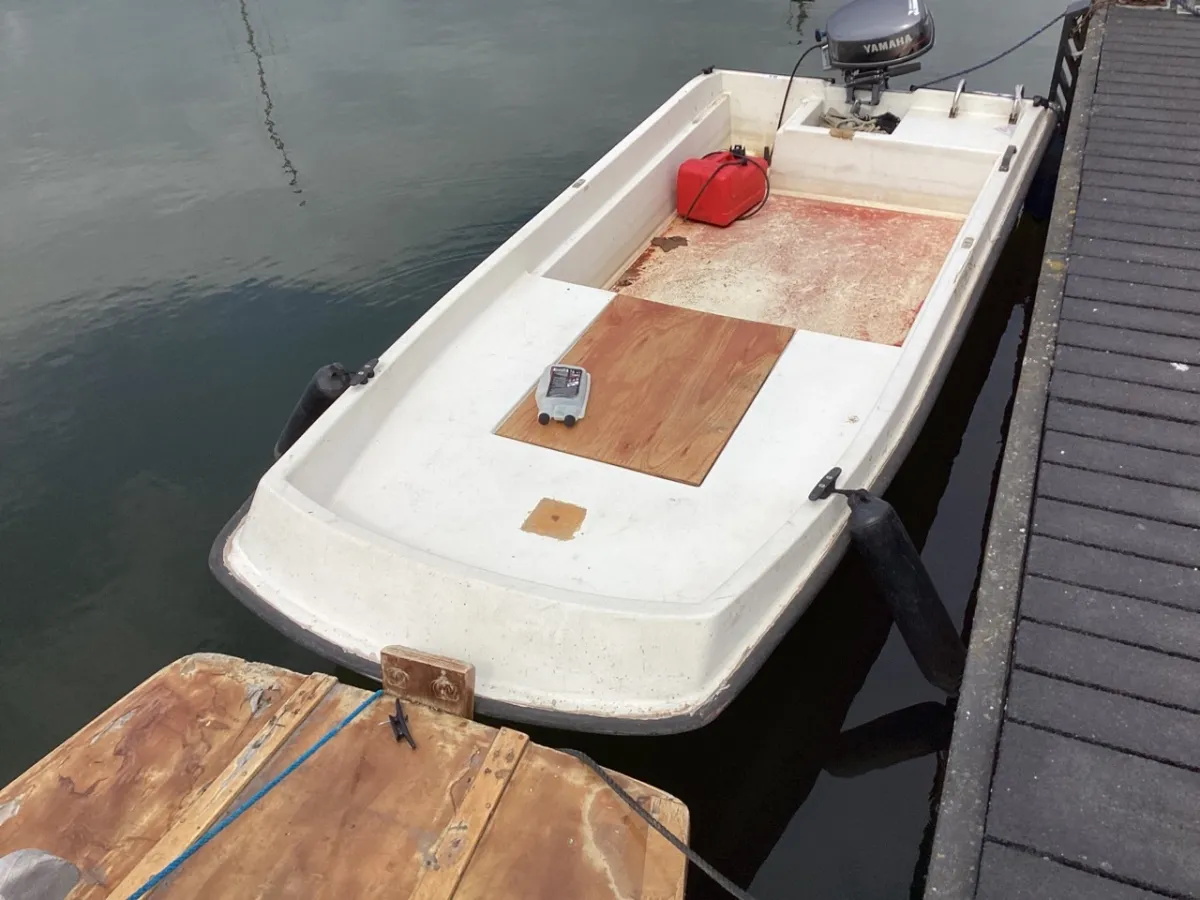 Polyester Budgetboat Motorboat 380