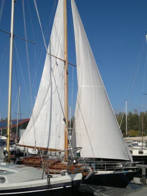 Steel Sailboat Trewes Commodore 32ft Photo 11