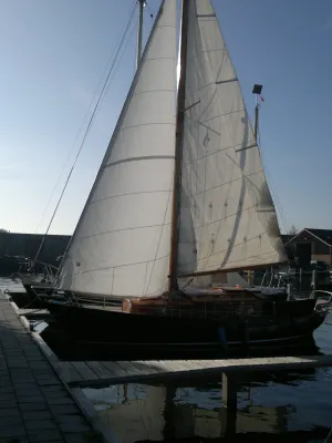 Steel Sailboat Trewes Commodore 32ft Photo 13