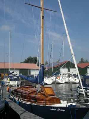 Steel Sailboat Trewes Commodore 32ft Photo 27