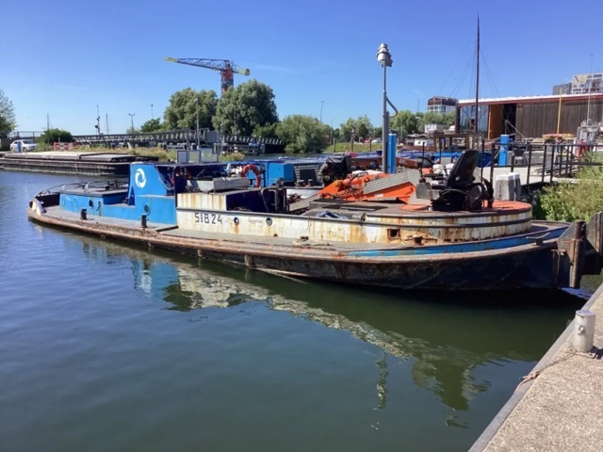 Steel Workboat Crane vessel SB 24