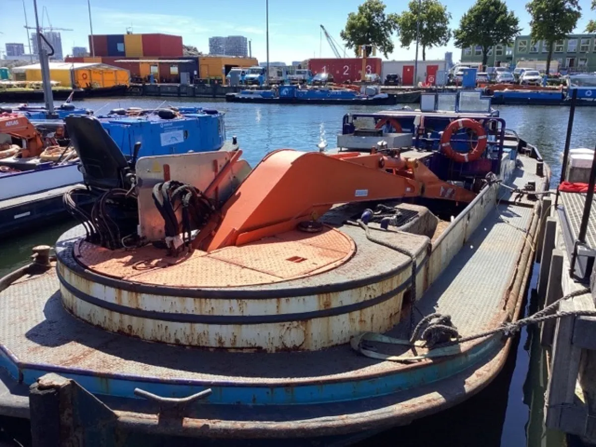 Steel Workboat Crane vessel SB 24