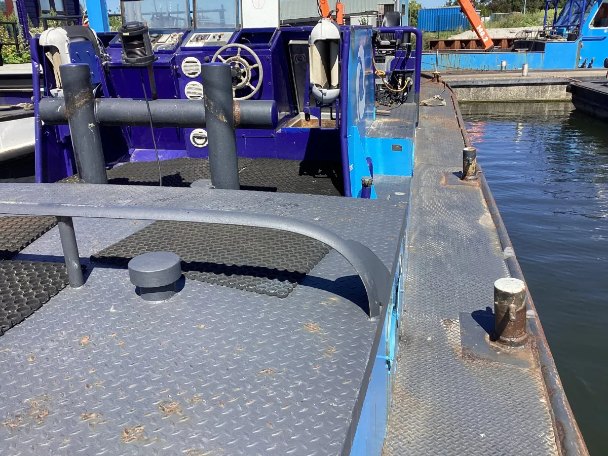 Steel Workboat Crane vessel SB 24