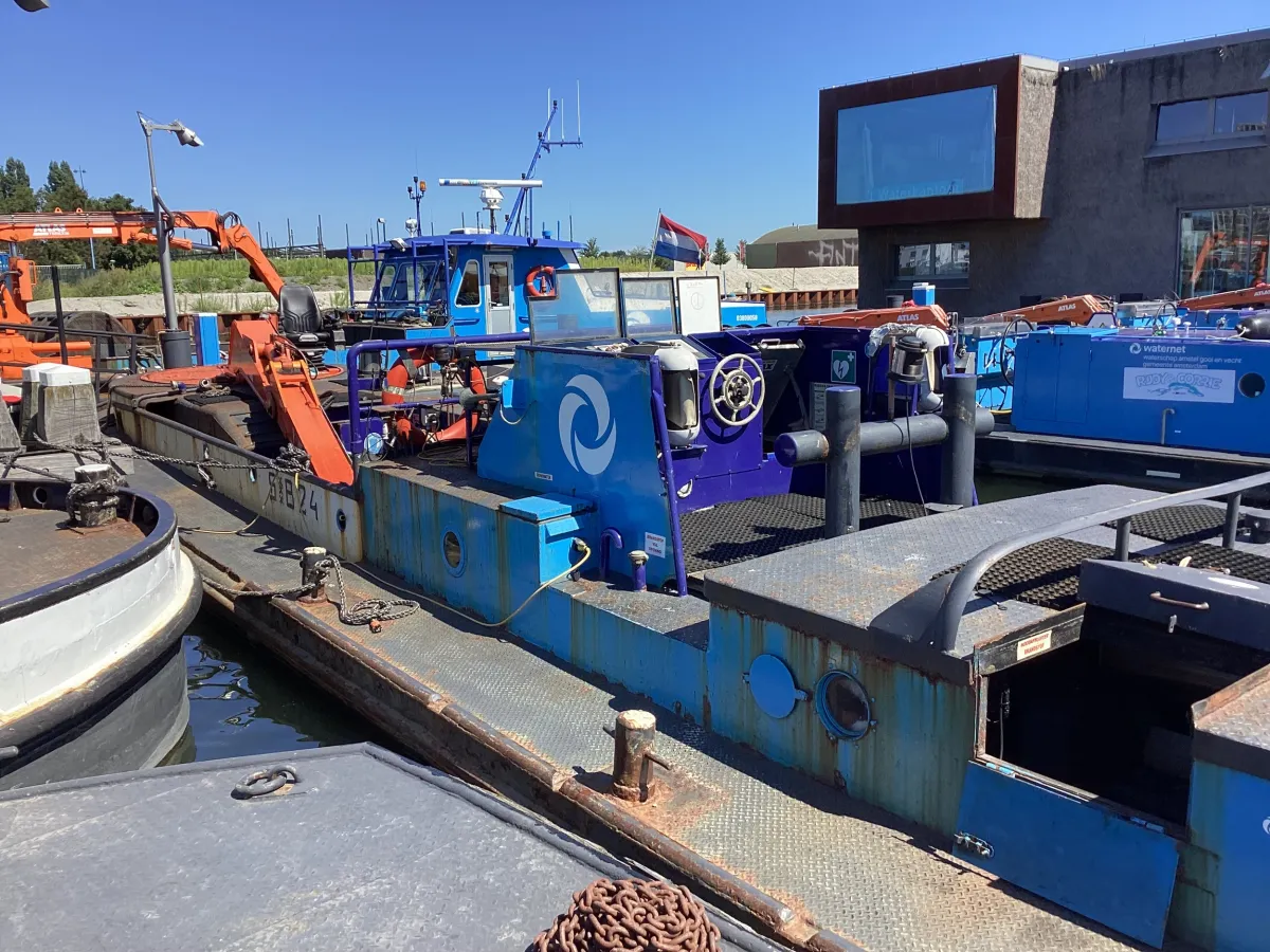 Steel Workboat Crane vessel SB 24