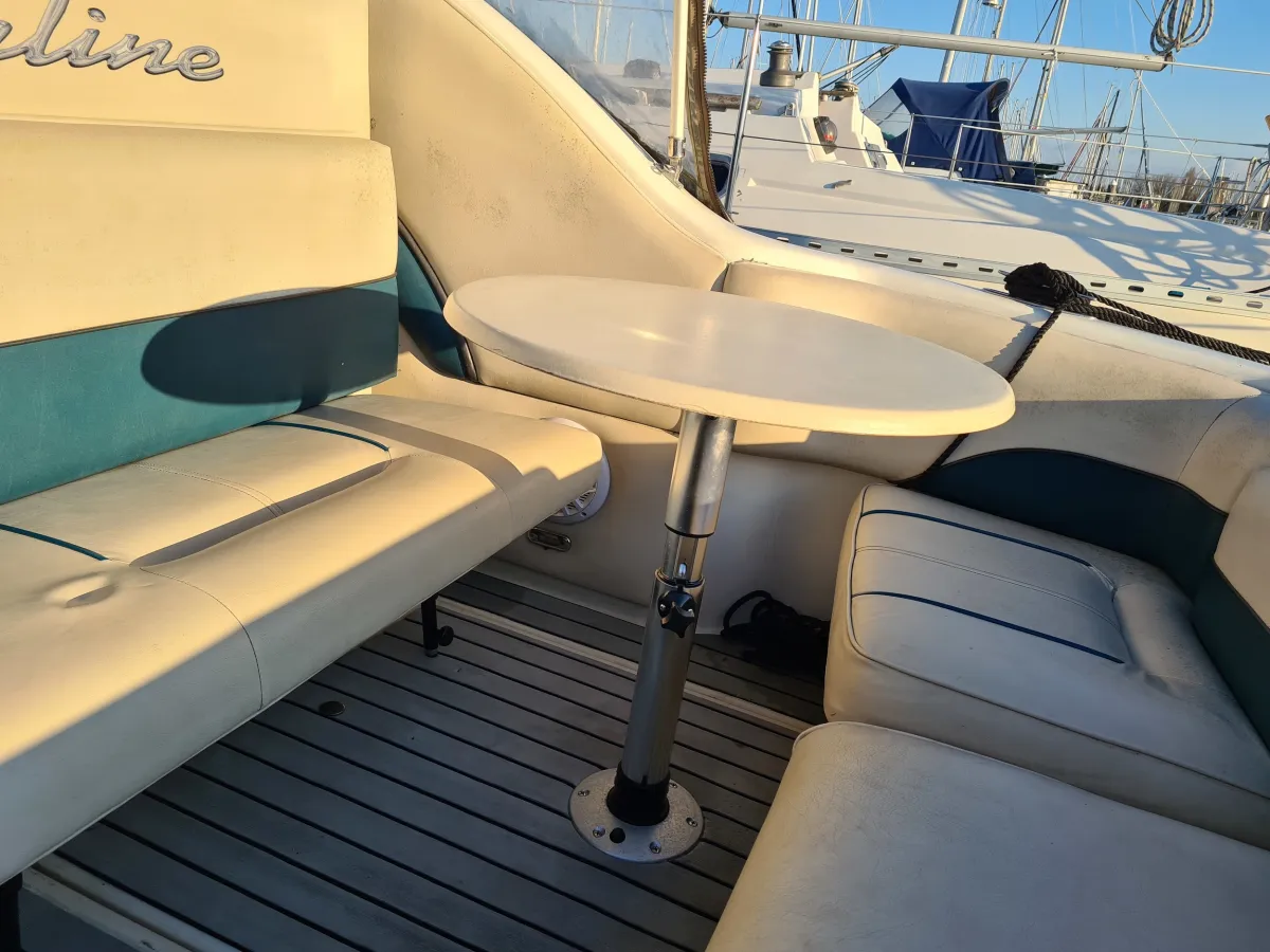 Polyester Speedboat Crownline 250CR