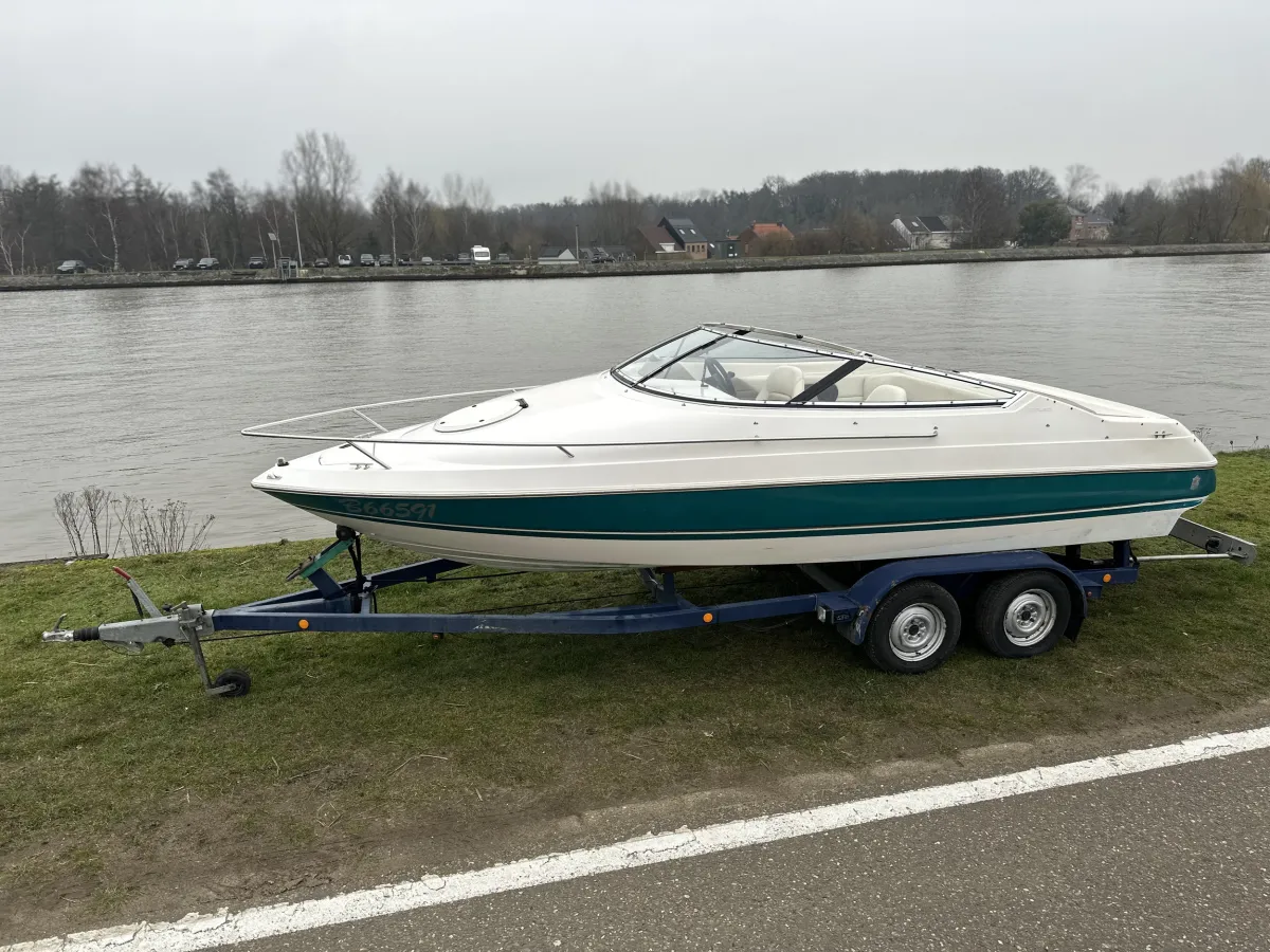 Polyester Motorboat Chris Craft Concept 218