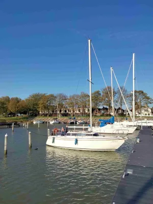 Polyester Sailboat Rebell 25 Photo 1