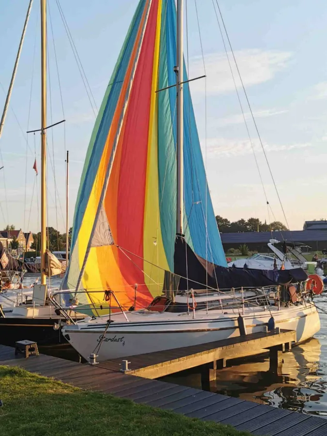 Polyester Sailboat Rebell 25