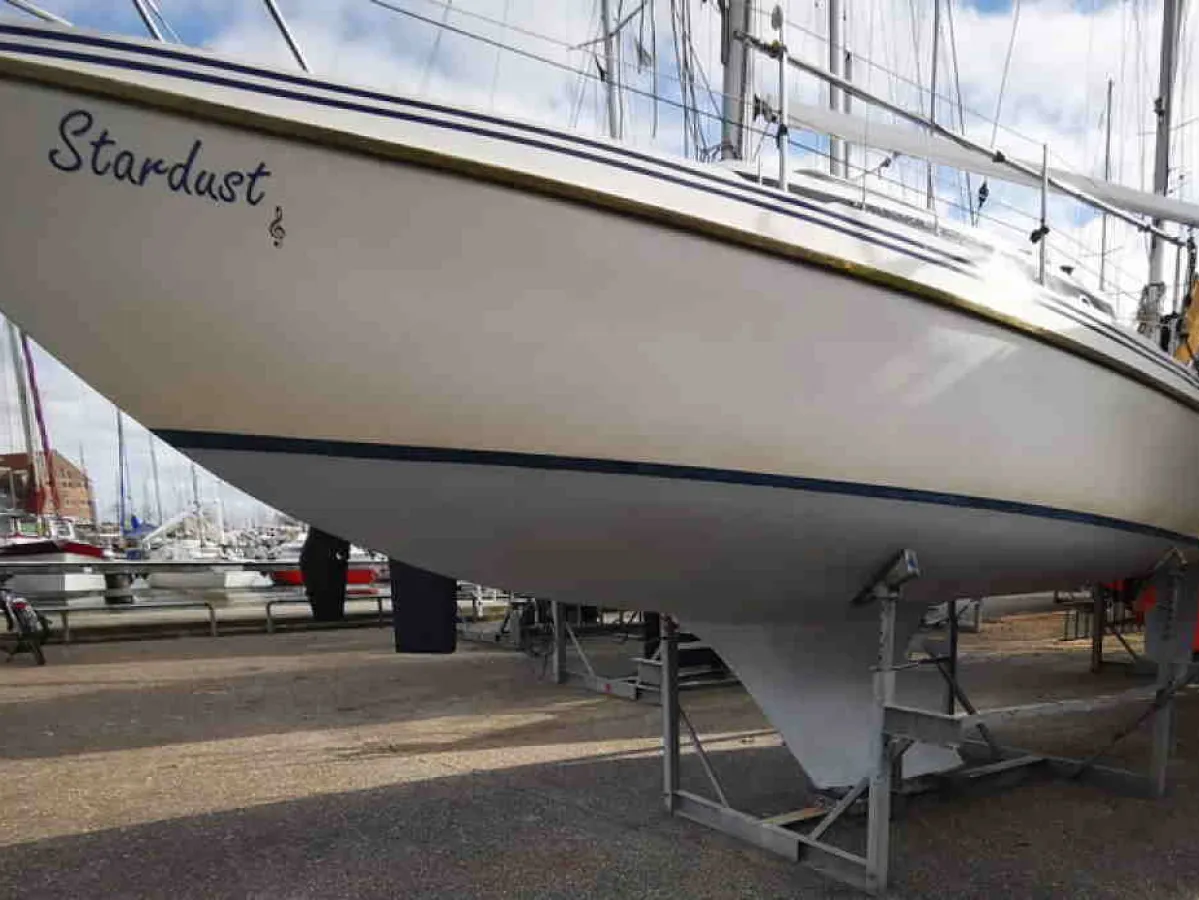 Polyester Sailboat Rebell 25