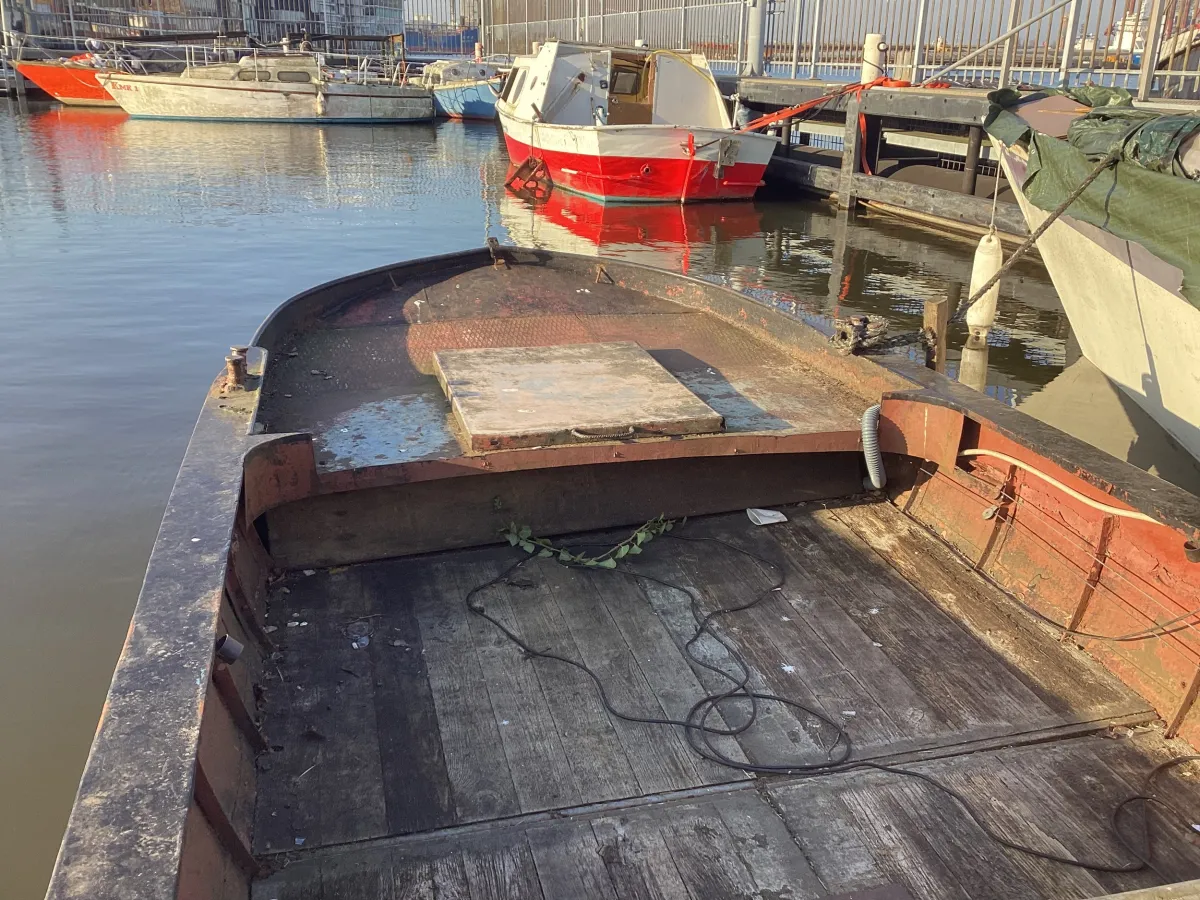 Steel Budgetboat Praam 1000