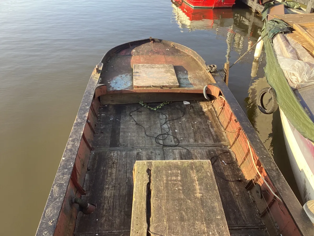 Steel Budgetboat Praam 1000