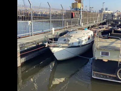 Steel Budgetboat Cabin boat 900 Photo 1