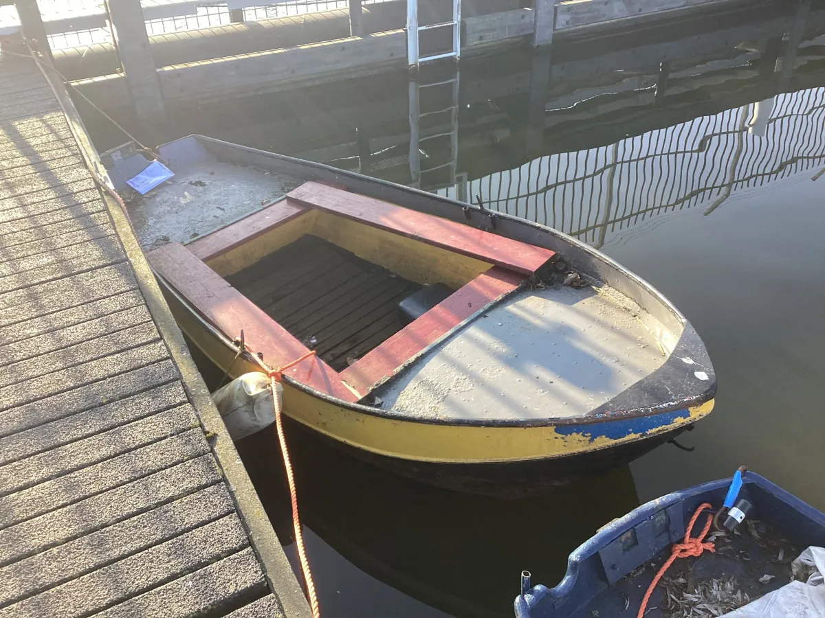 Steel Budgetboat Vlet 325