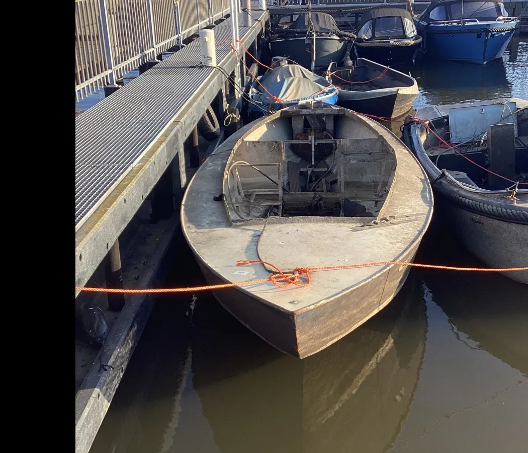 Steel Budgetboat Hull 700