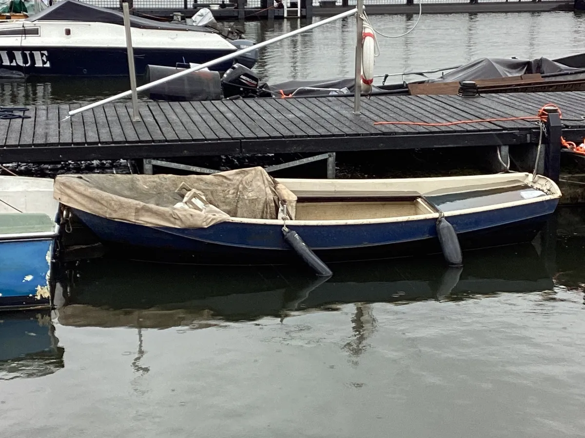 Steel Budgetboat Vlet 350