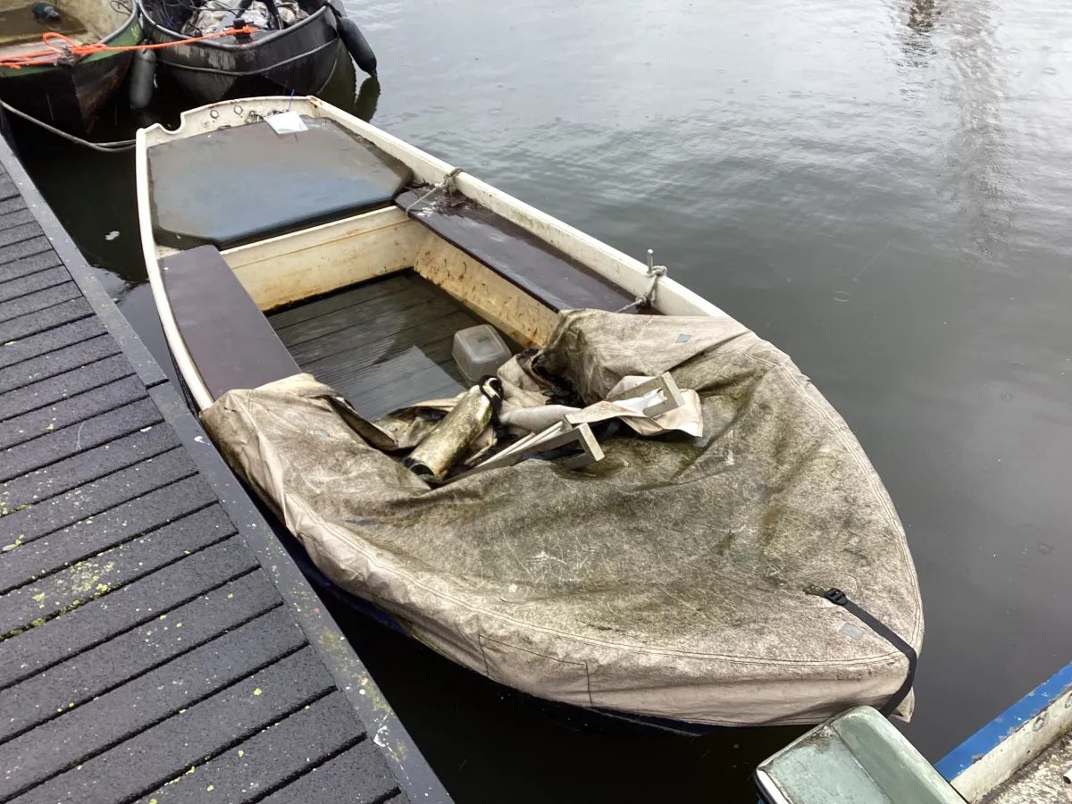 Steel Budgetboat Vlet 350