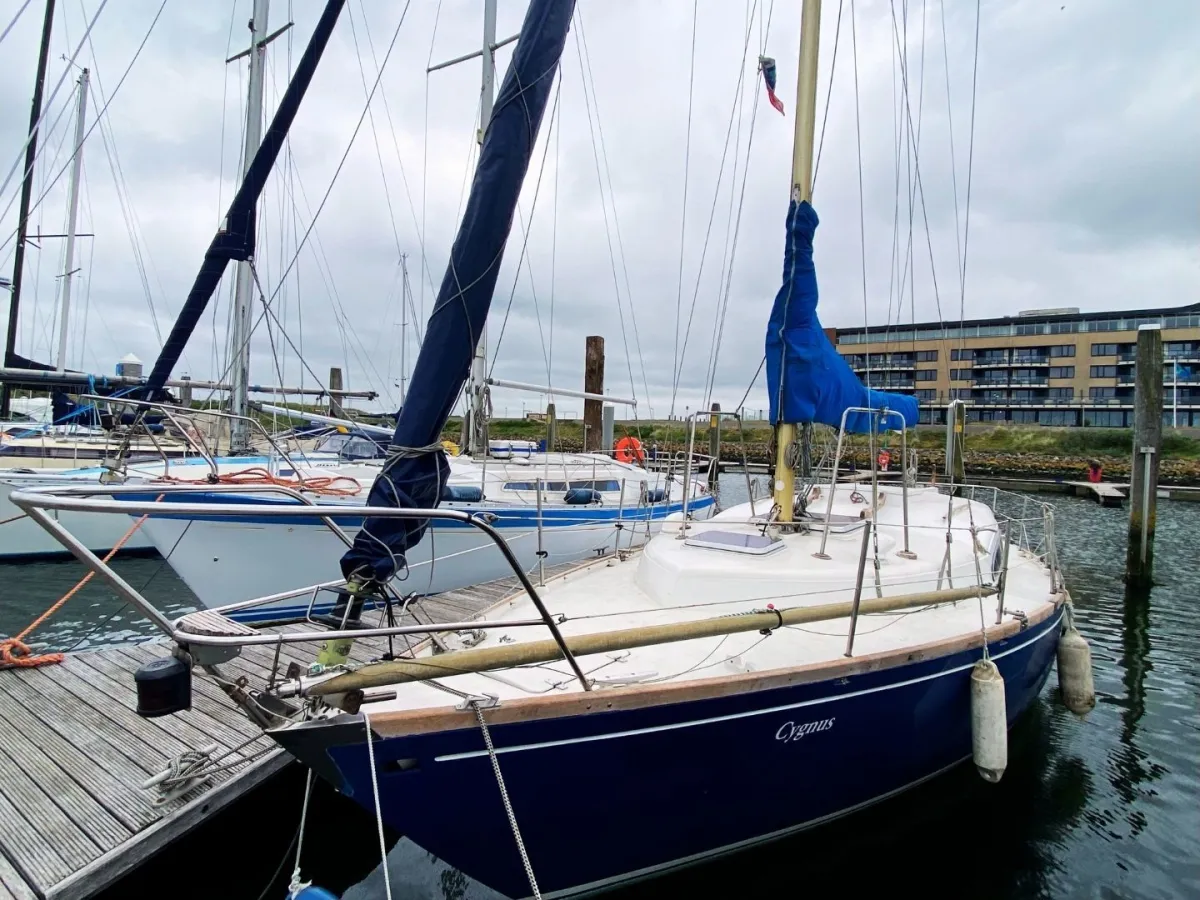 Polyester Sailboat Dufour Arpege