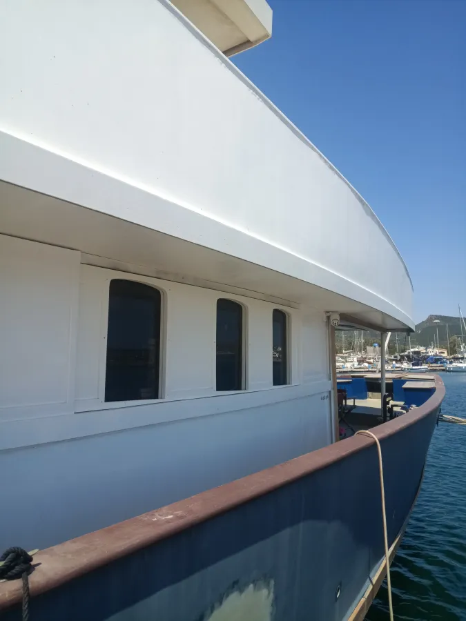 Composite Houseboat Hotelboat 3300