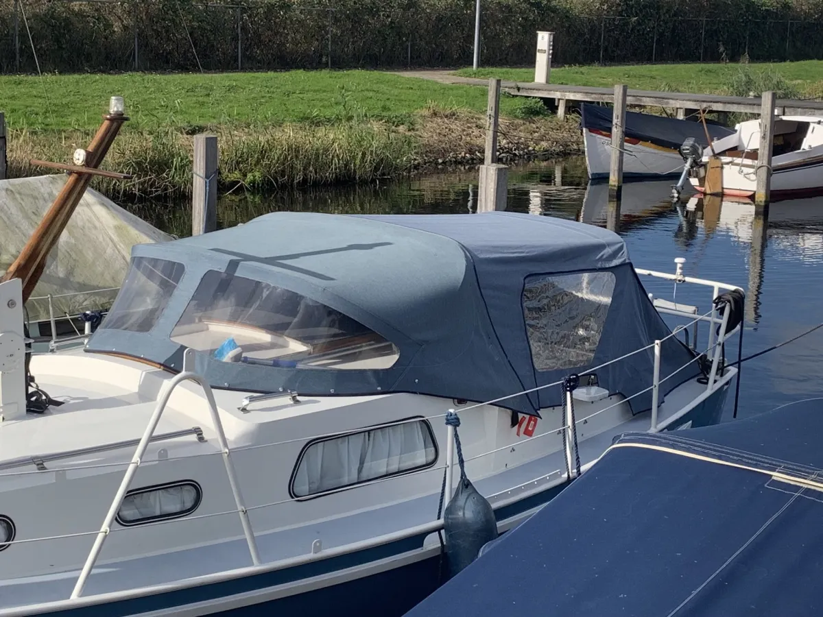 Steel Sailboat Sneekermeer 800