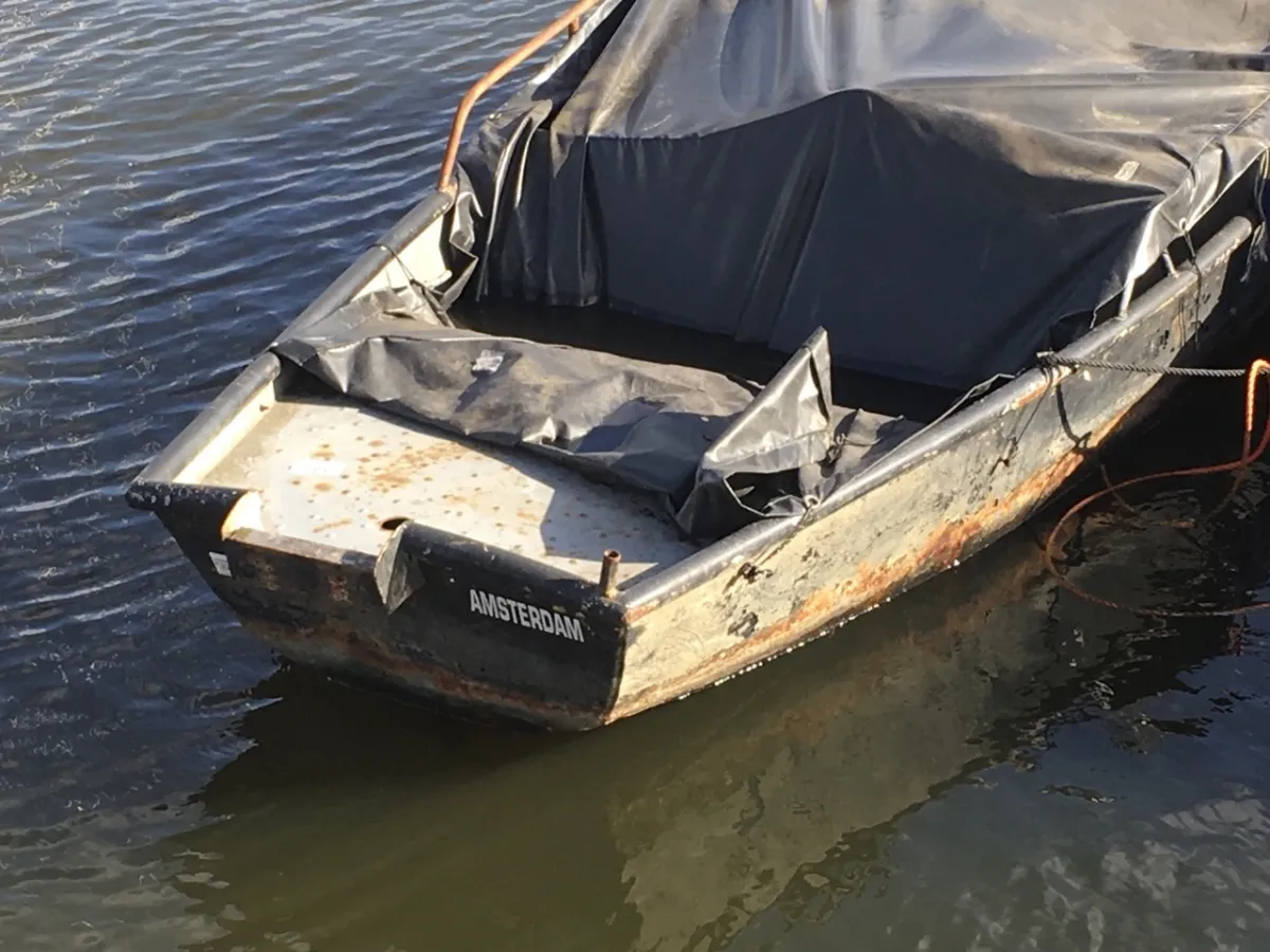 Steel Budgetboat Grachtenboot Scouting