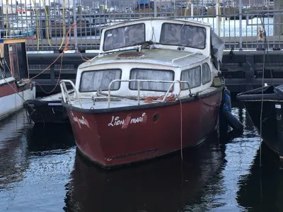 Grachtenboot Motorboot