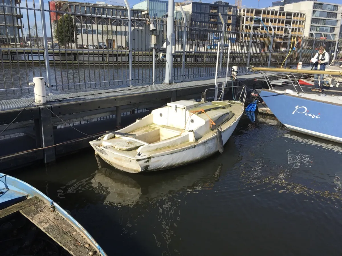 Polyester Budgetboat Grachtenboot Zeilboot