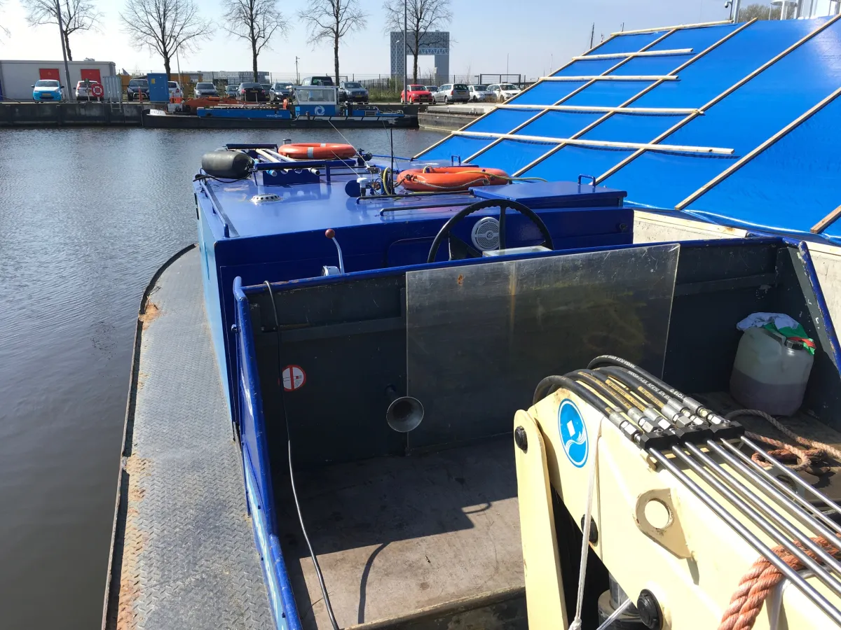 Stahl Arbeitsboot Arbeitsschiff Motor Drijfvuil Visboot