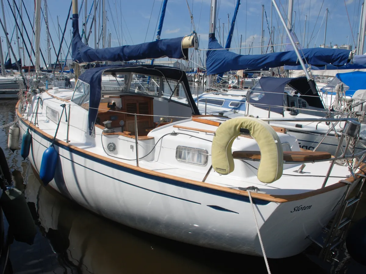 Polyester Sailboat Hallberg Rassy 35 Rasmus