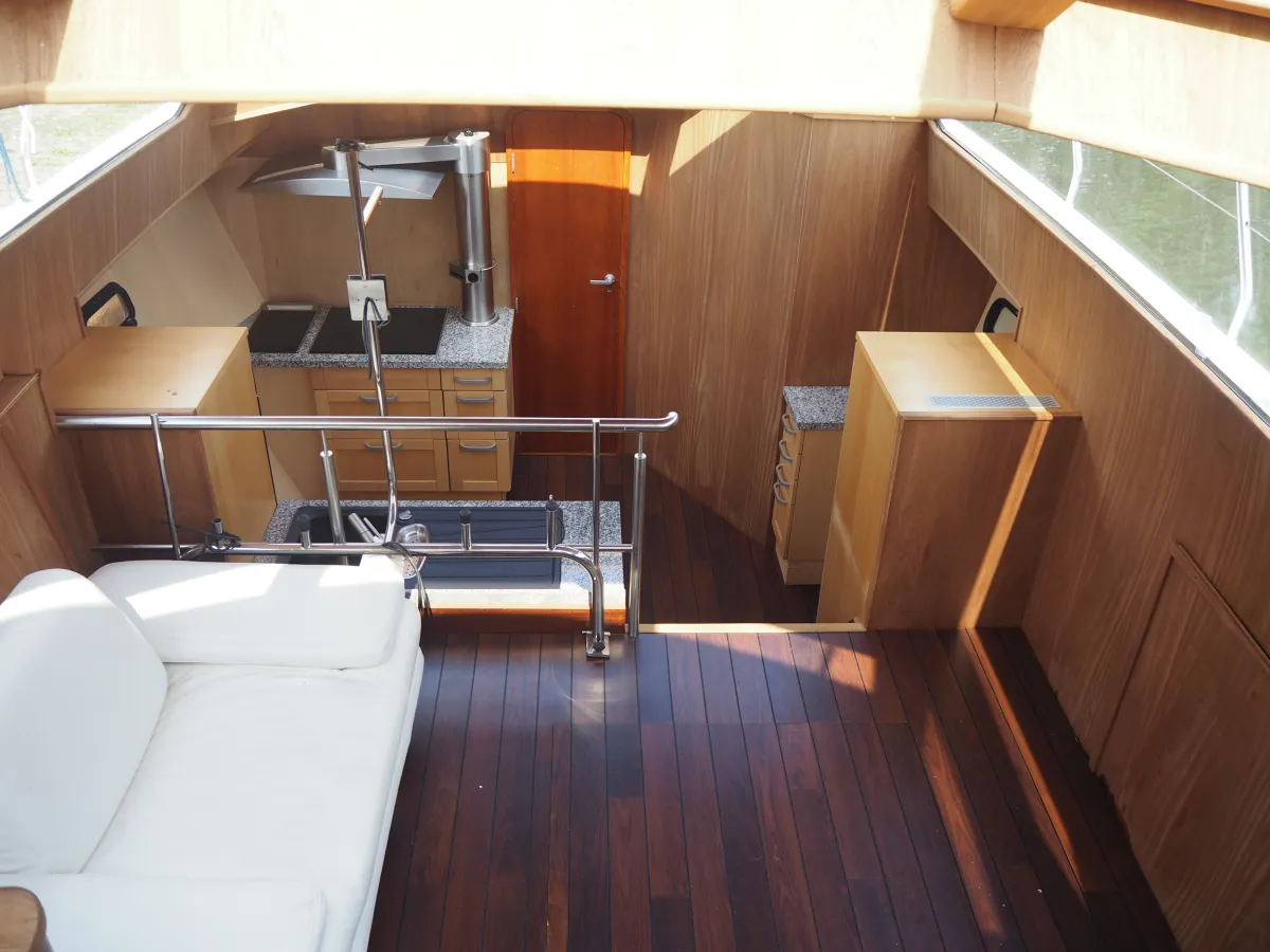 Steel Motorboat Pacific Allure 143