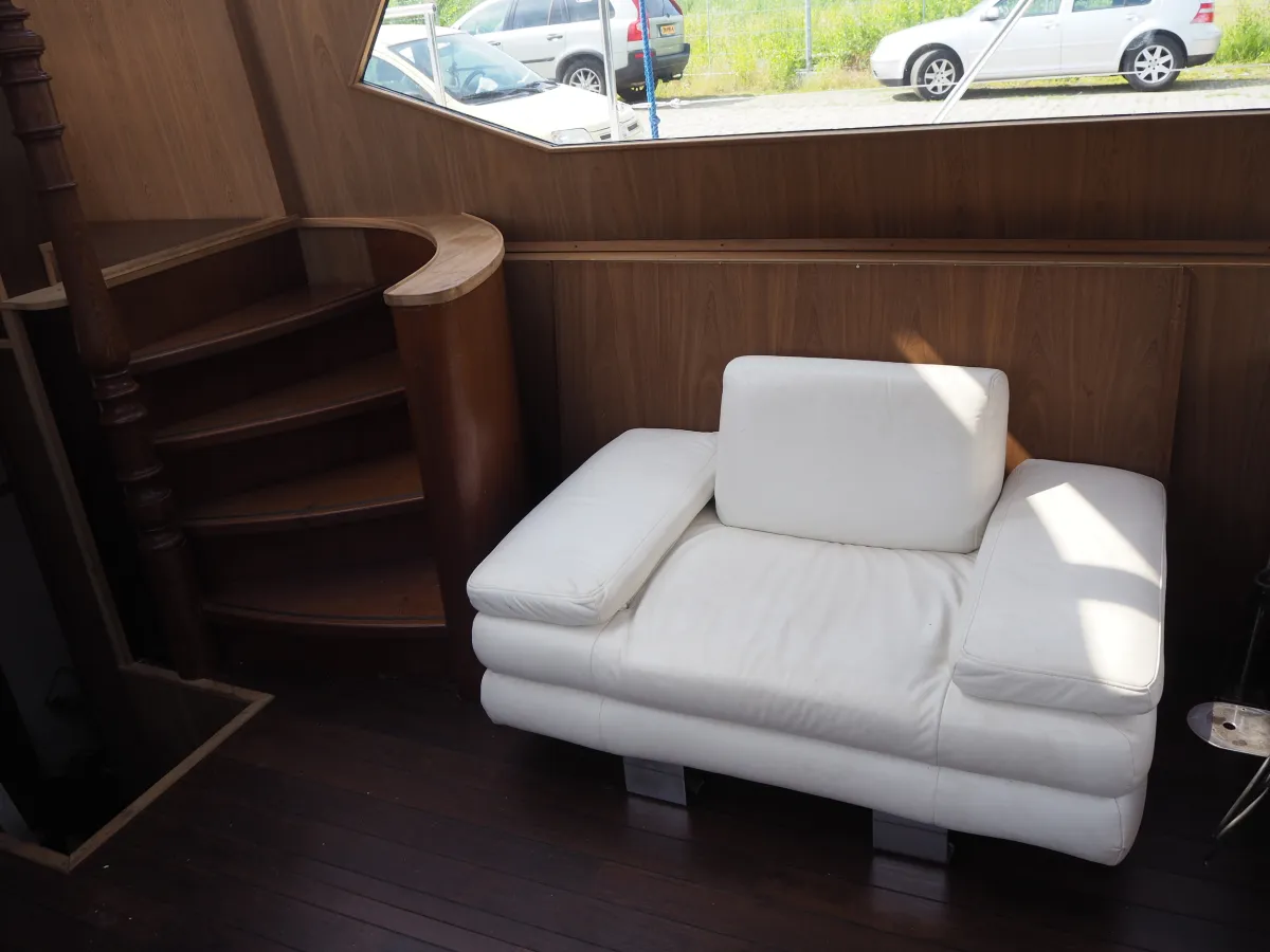 Steel Motorboat Pacific Allure 143