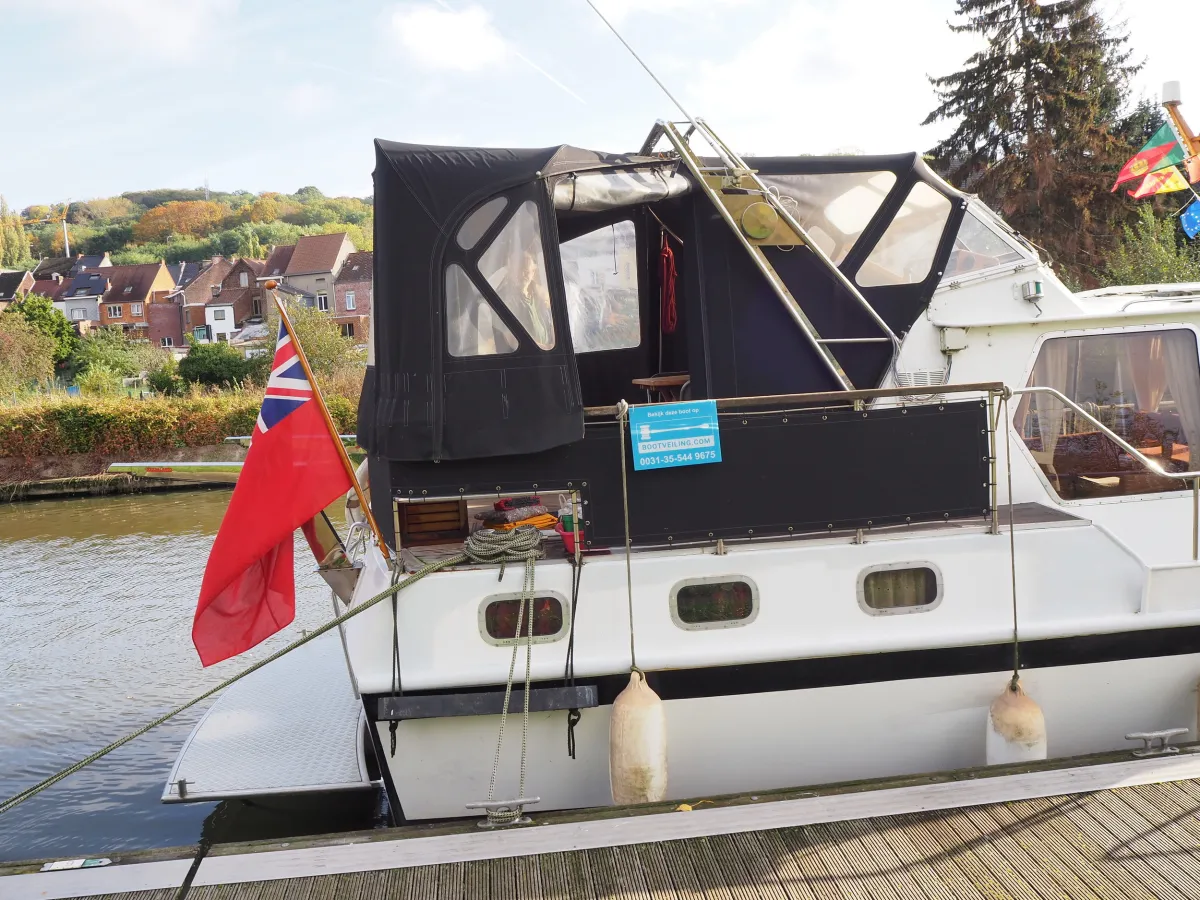 Steel Motorboat Beachcraft 48